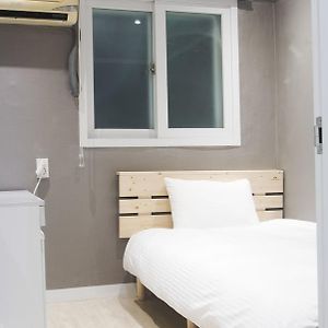 Budget Single Room